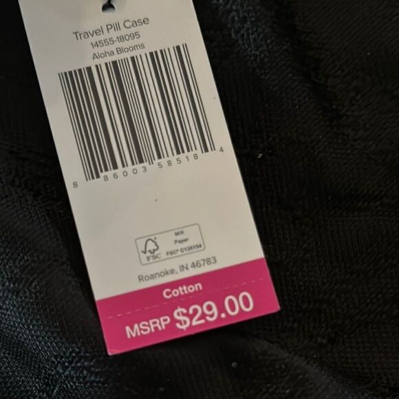 Vera Bradley Floral pill case - Picture 3 of 6